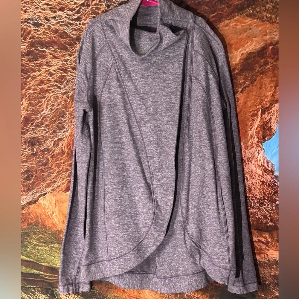 Lululemon Rulu Rally Wrap - Picture 9 of 12